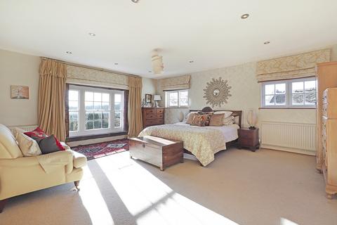 Springfield Farm Lippitts Hill, Loughton, IG10 4AL