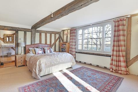 Springfield Farm Lippitts Hill, Loughton, IG10 4AL