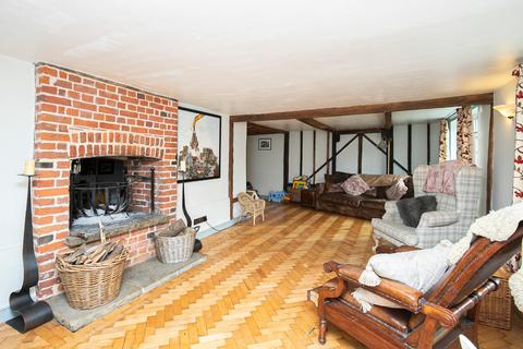5 bedroom detached house for sale, Church Lane, Romford RM4