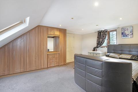 7 High Silver, Loughton, IG10 4EL