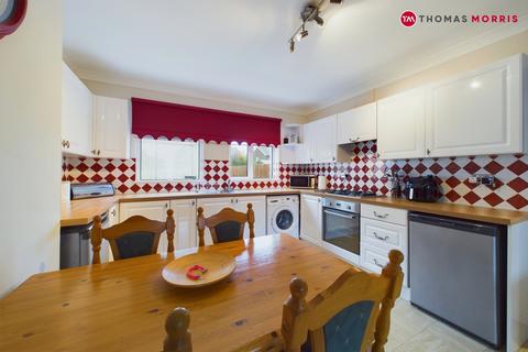 3 bedroom semi-detached house for sale, Popes Lane, Huntingdon PE28