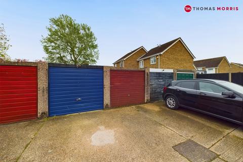 4 bedroom end of terrace house for sale, Bottels Road, Huntingdon PE28