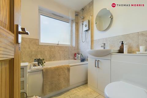 106 Burns Road, Royston, SG8 5SU