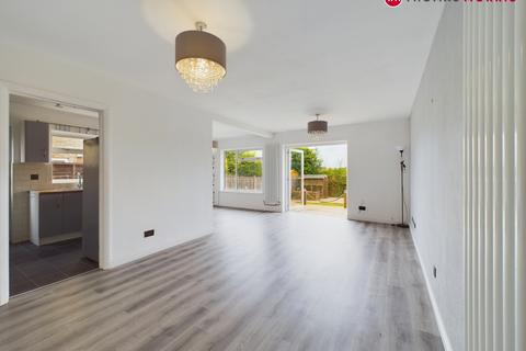 28 Cherry Drive, Royston, SG8 7DL