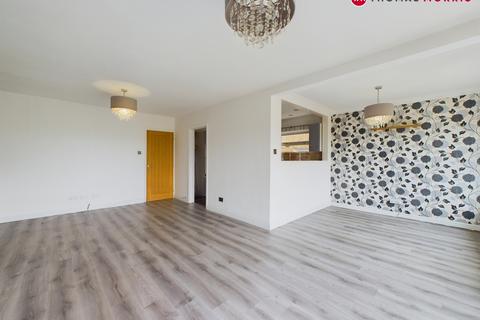 28 Cherry Drive, Royston, SG8 7DL