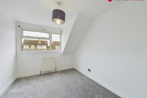 28 Cherry Drive, Royston, SG8 7DL