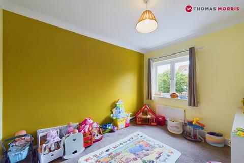 7 Charding Crescent, Royston, SG8 5HB
