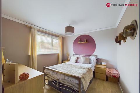 132 Burns Road, Royston, SG8 5SU