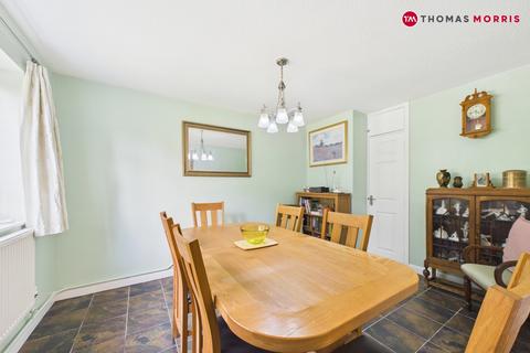 10 Abbotts Close, Litlington, Royston, SG8 0QQ