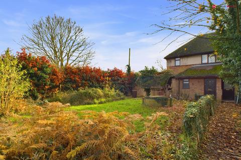 3 bedroom end of terrace house for sale, Houghton Road, Cambridgeshire PE27