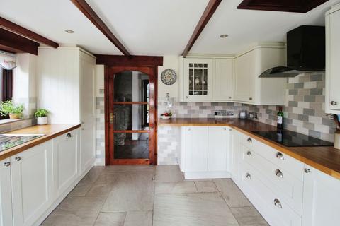 3 bedroom detached house for sale, Main Road, Hirst Courtney YO8