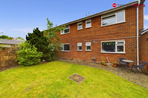 2 bedroom apartment for sale, Chequers Close, Huntingdon PE28