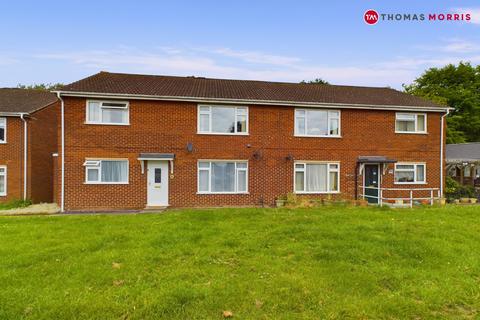 2 bedroom apartment for sale, Chequers Close, Huntingdon PE28