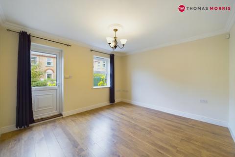 3 bedroom terraced house for sale, Keln Leas, Cambs PE27