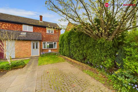 13 Bath Crescent, Wyton, Huntingdon, PE28 2EH