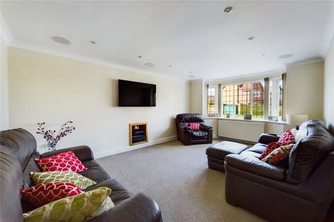 5 Barringer Way, St Neots, PE19 1LW