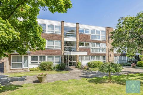 2 bedroom flat for sale, Foxgrove, London, N14