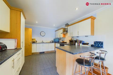 2 bedroom apartment for sale, Mill View Court, Eaton Socon PE19