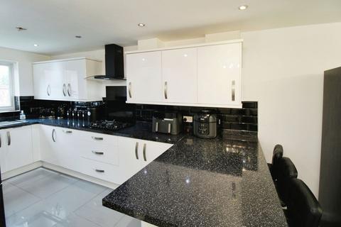 2 Abbots Mews, Selby, YO8 8RS