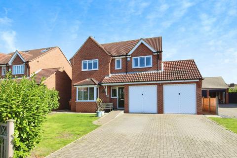 4 bedroom detached house for sale, Nursery Close, Hemingbrough YO8