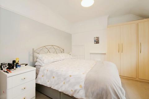 74 Beech Grove, York, YO26 5LA