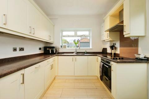 74 Beech Grove, York, YO26 5LA