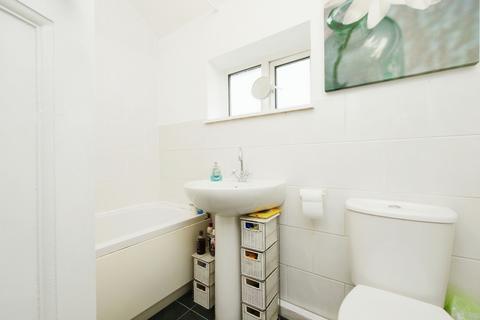 74 Beech Grove, York, YO26 5LA