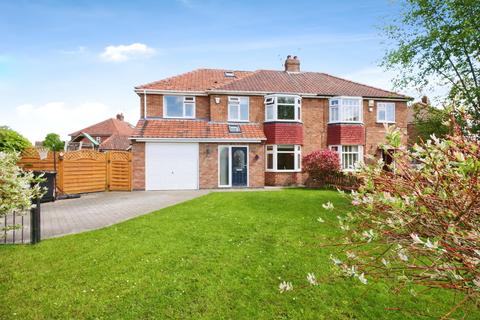 4 bedroom semi-detached house for sale, Cranbrook Avenue, North Yorkshire YO26