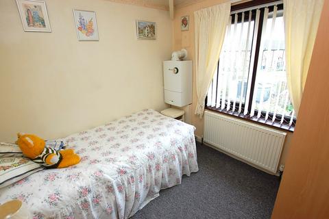 23 Sycamore Crescent, Ashton-under-lyne, OL6 8PS