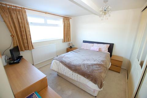 21 Arundel Close, Carrbrook, Stalybridge, SK15 3LS