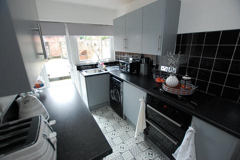 3 bedroom terraced house for sale, Blucher Street, Greater Manchester OL7