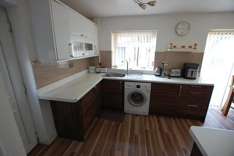 3 bedroom semi-detached house for sale, Nottingham Drive, Greater Manchester OL6