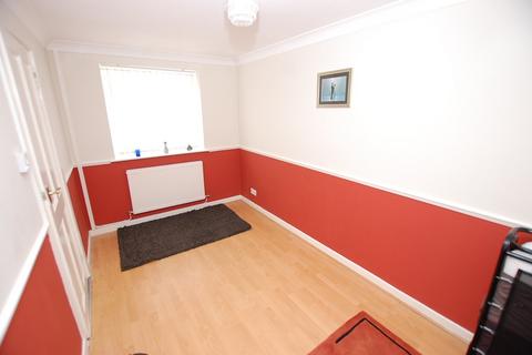28 Chapel Close, Dukinfield, SK16 4DF