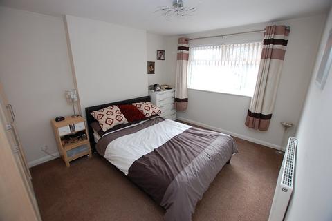 28 Chapel Close, Dukinfield, SK16 4DF
