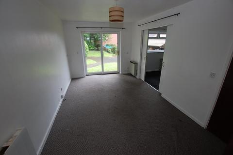 2 bedroom bungalow for sale, Woodfield Close, Greater Manchester OL8