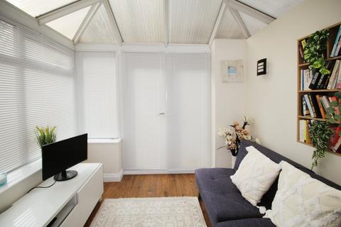 30 Bannister Hall Crescent, Higher Walton, Preston, PR5 4EQ