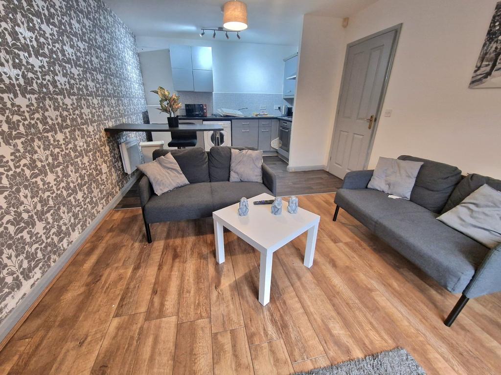 Lounge/Kitchen