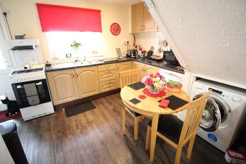 3 bedroom semi-detached house for sale, Whitburn Road, Warwickshire CV12