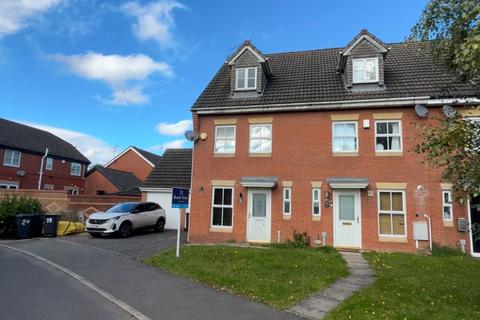 3 bedroom end of terrace house for sale, Snowdrop Close, Warwickshire CV12