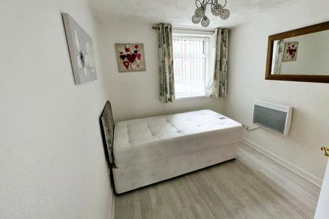 2 bedroom apartment to rent, Clifton Drive, Lancashire FY4