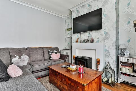 3 bedroom terraced house for sale, Havelock Crescent, East Yorkshire YO16