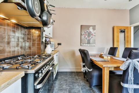 3 bedroom terraced house for sale, Havelock Crescent, East Yorkshire YO16