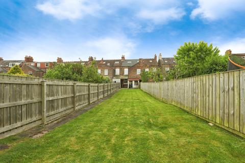 5 bedroom terraced house for sale, St. Johns Avenue, East  Yorkshire YO16