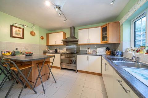 4 bedroom house for sale, Honeycross Road, Chaulden