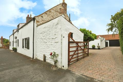 4 bedroom detached house for sale, West Street, Bridlington YO15