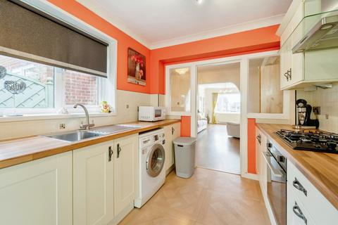 3 bedroom terraced house for sale, Portsmouth Avenue, Lancashire BB10