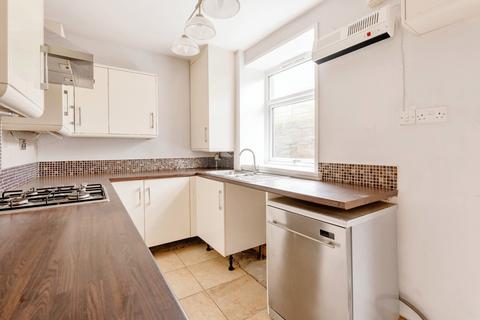 4 bedroom terraced house for sale, Burnley Road, Burnley BB10