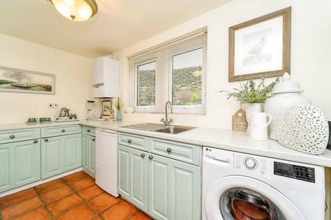 2 bedroom terraced house to rent, Ormerod Street, Burnley BB10