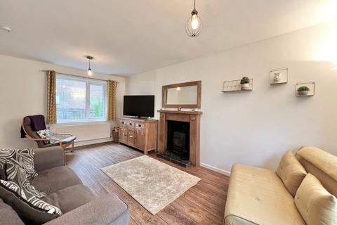 16 Strathmore Close, Ramsbottom, Bury, BL0 9YW