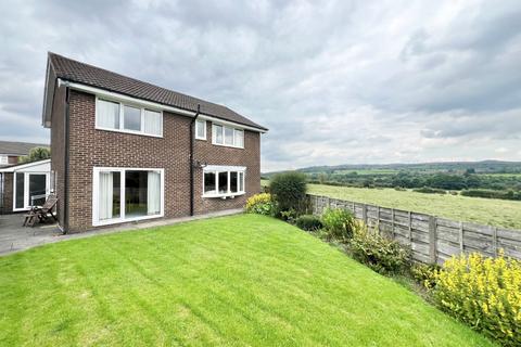 16 Tonbridge Close, Bury, BL8 1YH